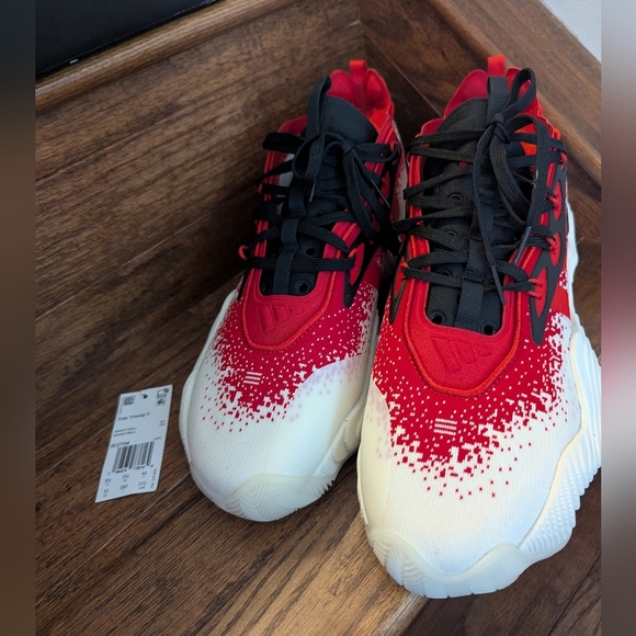 Adidas Tray Young 3 Basketball Shoes Mens Size 10/ W 11.5, Red Black, White NIB - Picture 10 of 12